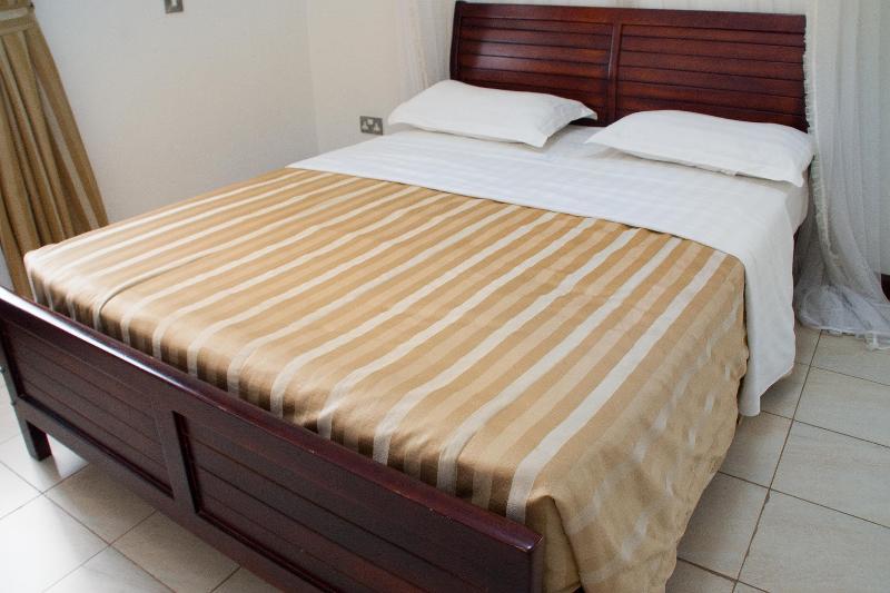 Sheron Kampala Exterior photo